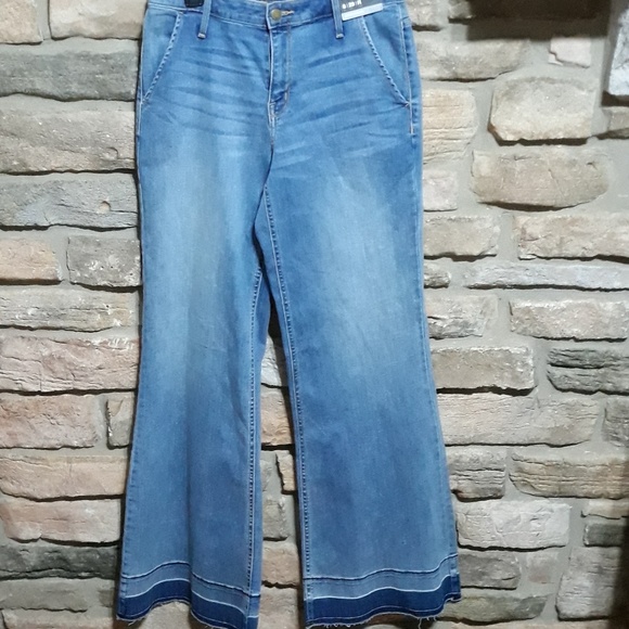 Mossimo Supply Co. Denim - NWT....Mossimo High Rise Wide Leg